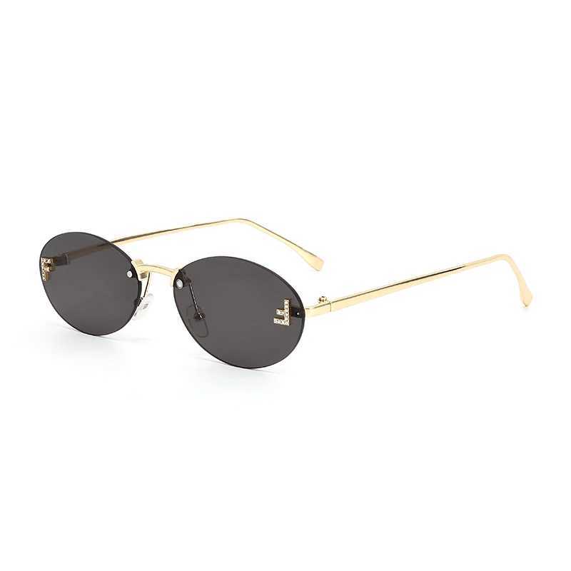 1PC Riml round frame womens diamond-encrusted metal fashion sunglasses Outdoor holiday street photo glasses W250315