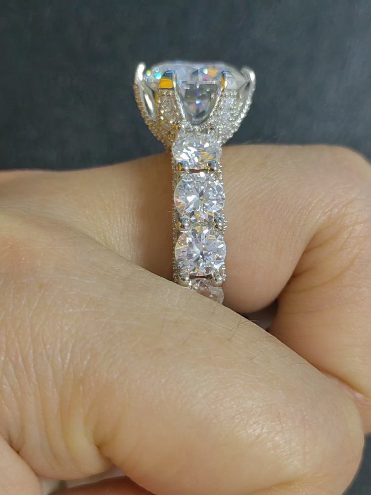 YS Jewelry White Gold Hip Hop Rings Vintage 925 Sterling Silver Moissanite Eternity Ring