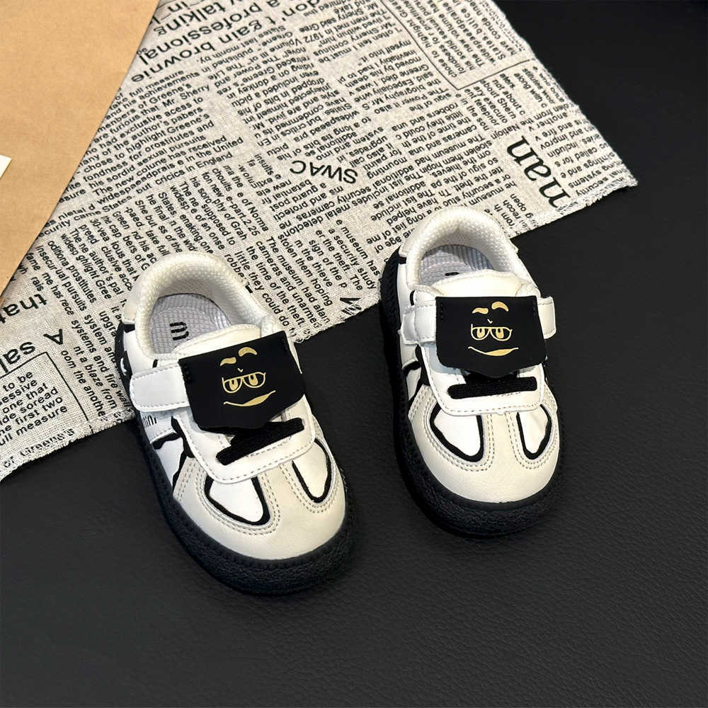 Athletic Outdoor Girls board shoes spring and autumn styles childrens casual shoes boys moral training shoes children aged 13 baby soft soled walking 