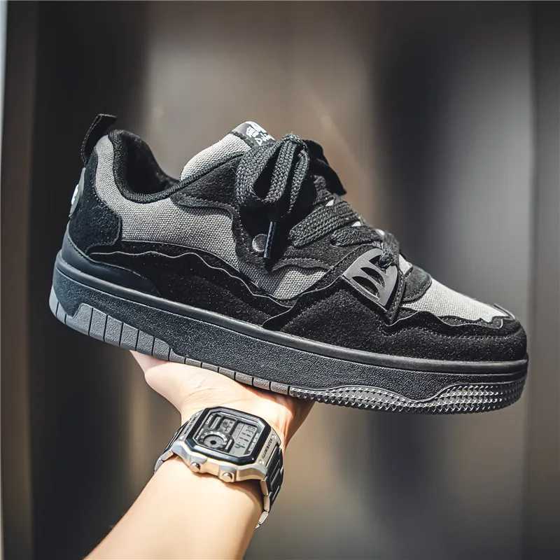 Mens Skateboarding Shoes Autumn Korean Edition Trend Casual Sports Shoes Army Green Lace Canvas Shoes Fashion Sports Shoes Y250315