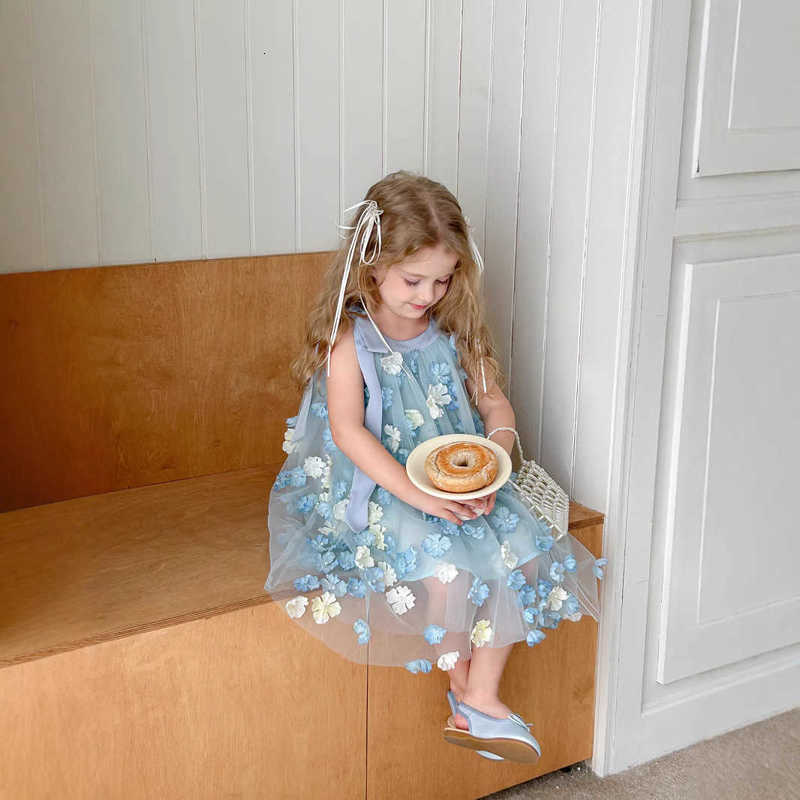 Girl's Dresses 2025 Summer New Girl's Little Fairy Dress Super Fairy Drifting Yarn Three Dimensional Flower Yarn Skirt Sleeveless Lace up Sk