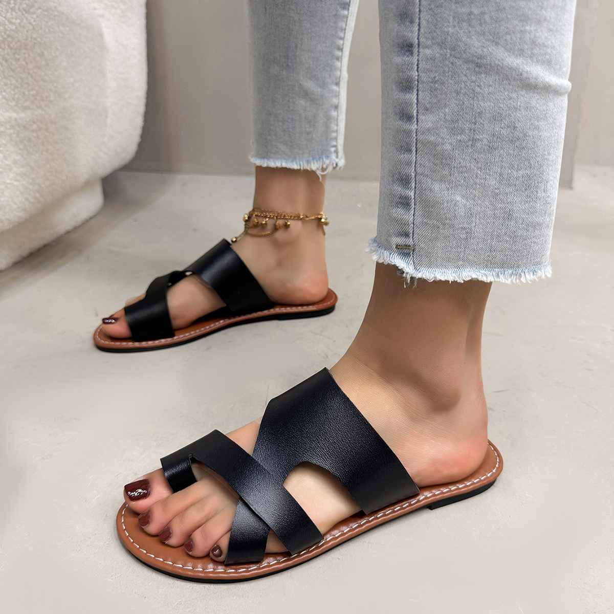Casual Women's Open-Toe Shoes - Breathable & Versatile Flat Sandals