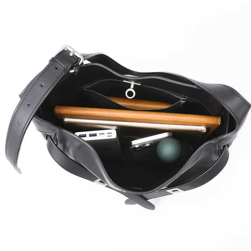 Shoulder bag for business simple yet exquisite with large capacity suitable for women to use Y250315
