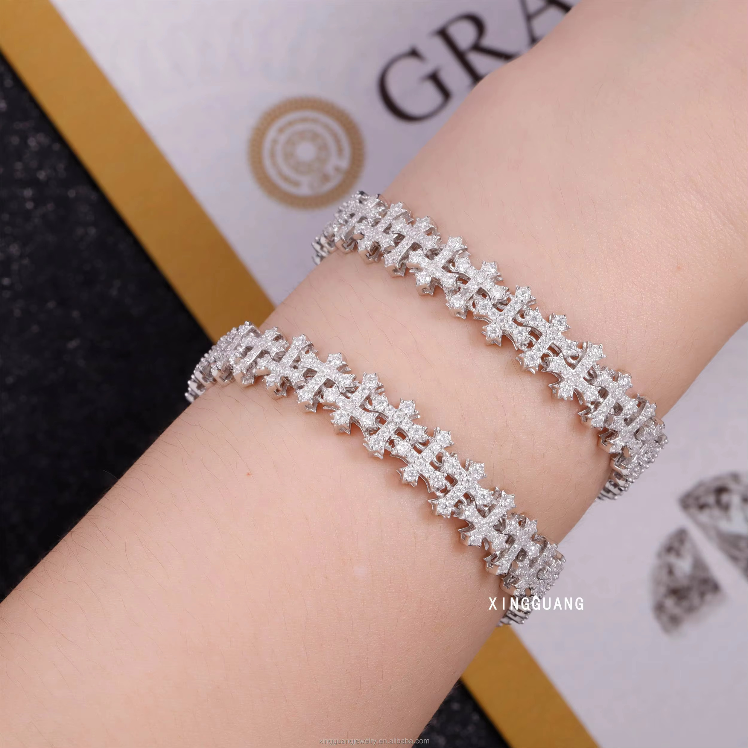 Fashion Best Selling Prong Setting 18k White Gold Plated Iced Out Jewelry Moissanite Diamond Hip Hop Cross Cuban Link Bracelet
