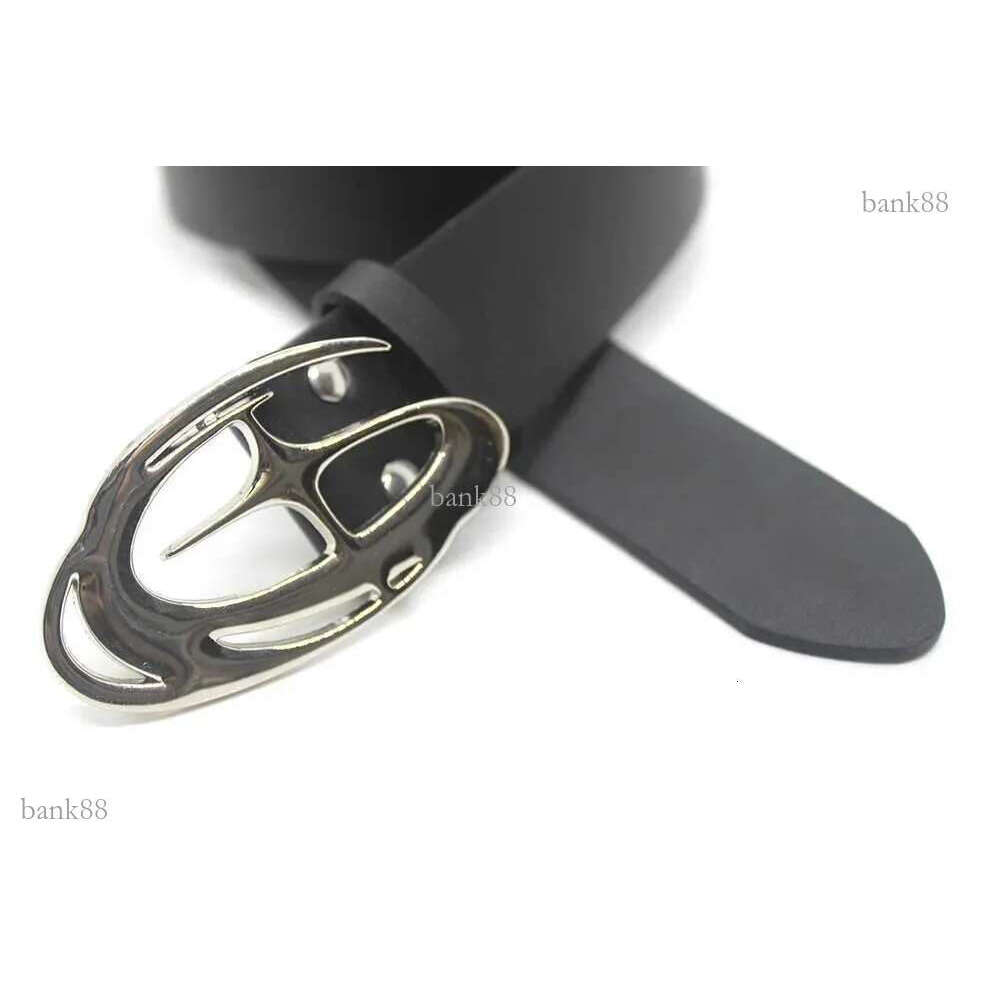 Punk Moon Star Buckle Design Cross Metal Retro Gothic Mens Y2k Belt Pu Leather Belt Jeans Pants Decorative Belt X2412091