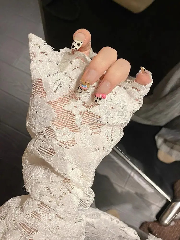 Fashionable hollow lace jacket womens bottom shirt high-end long sleeved shirt for summer and autumn sweet and spicy top V-neck 250311