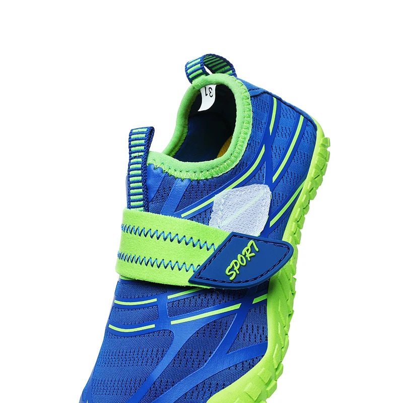 Aqua shoes for boys and girls summer swimming barefoot teenagers sports breathable non slip 250304