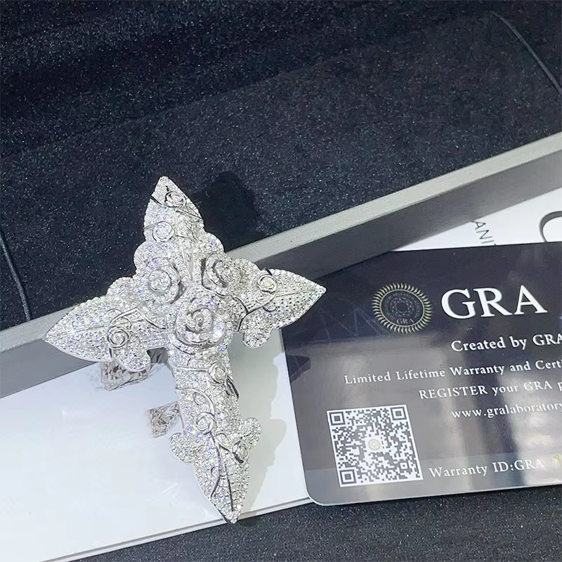2025 Factory Custom Hot Sale Hip Hop Rose Cross Pendant 925 Silver VVS Moissanite studded Necklace Accessories