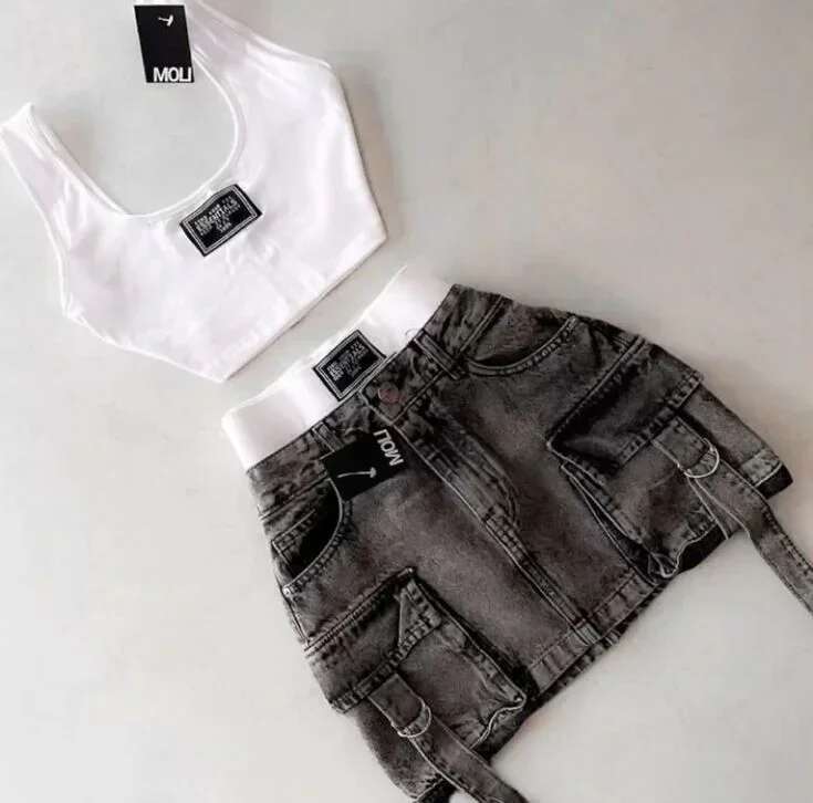 2025 New Vacation Retro Style American Women's Hot Leisure Set Designer Fashionable Summer Sexy Splicing Slim Fit Tank Top Waist Cowboy Skirt Two