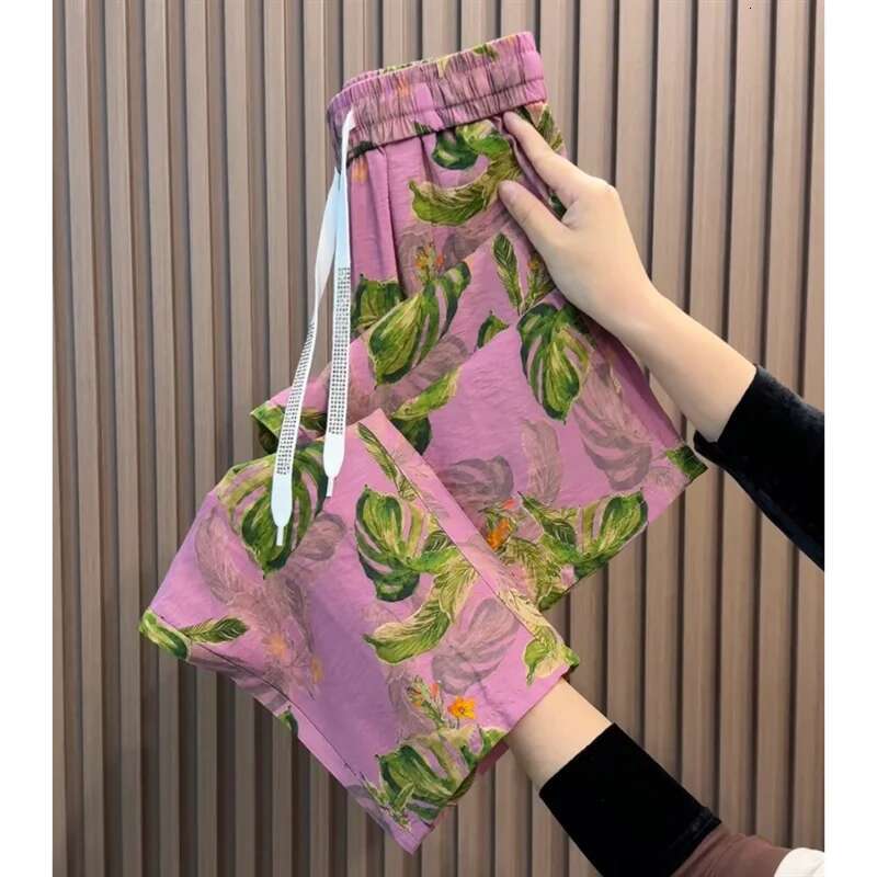 2025 new multi-functional slim straight leg pants, short design, fashionable Chinese style, new printed lightweight cut women's harem pants5