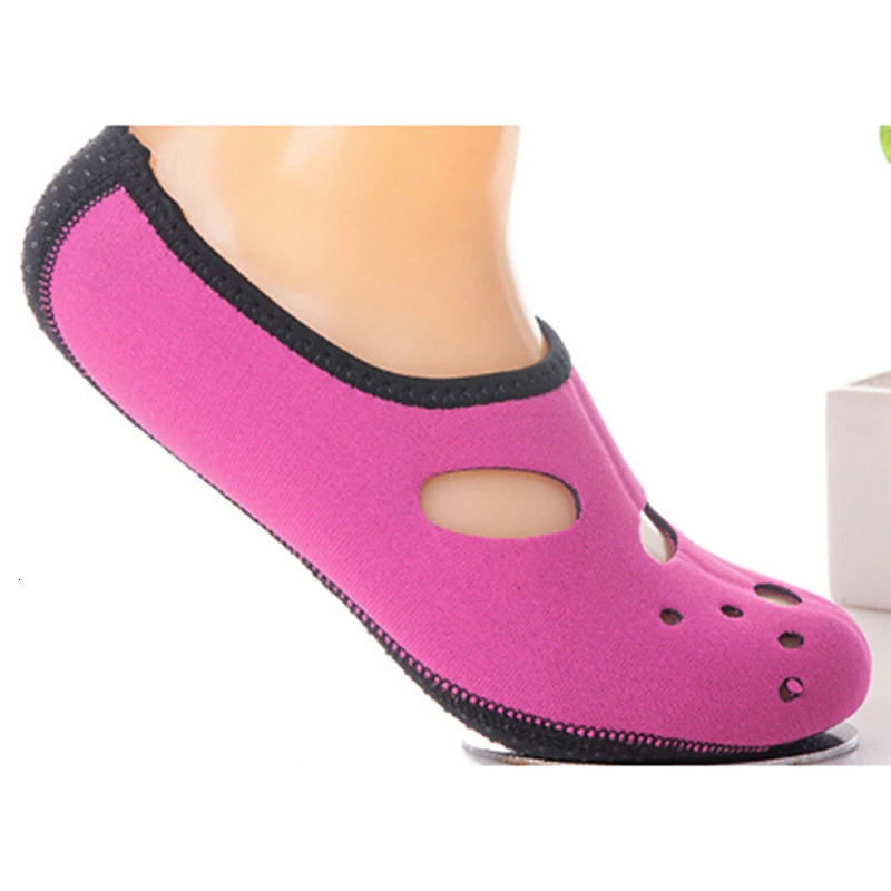 Adults Water Shoes Wetsuit Socks Diving Pool Beach Swim Slip On Surf Fashion Breathable 1 Pair 250304