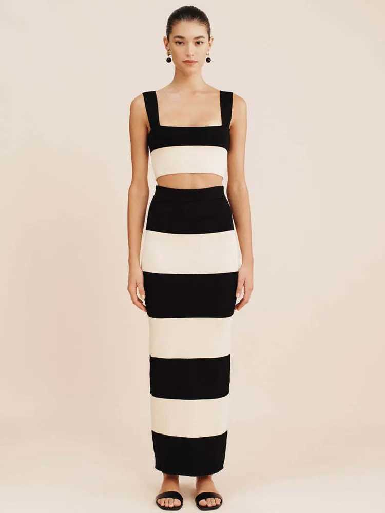 Two Piece Dress Black/White Knit Striped Set 2025 Fashion Holiday Casual Set Skirt Vest Camisole Sweater Long Striped Maxi Skirt 2 Set A3138 Y250315HE