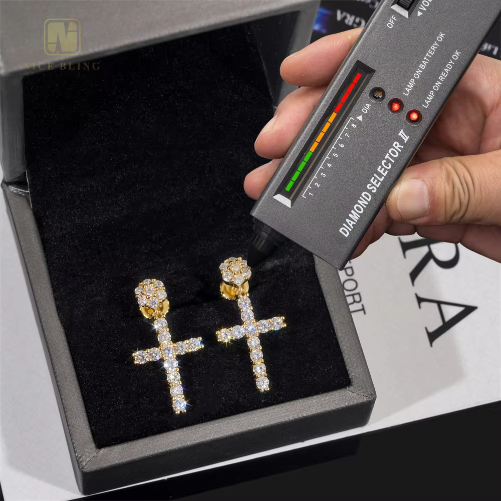 Original Design Men Women Hip Hop Ear Studs 925 Sterling Silver VVS Moissanite Diamond Iced Out Cross Stud Earring for Women