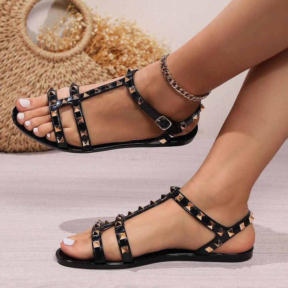 New Style Rivet Thin Strap T-toe Sandals Summer Square Toe Flat Bottom Going Out Roman Women's Shoes