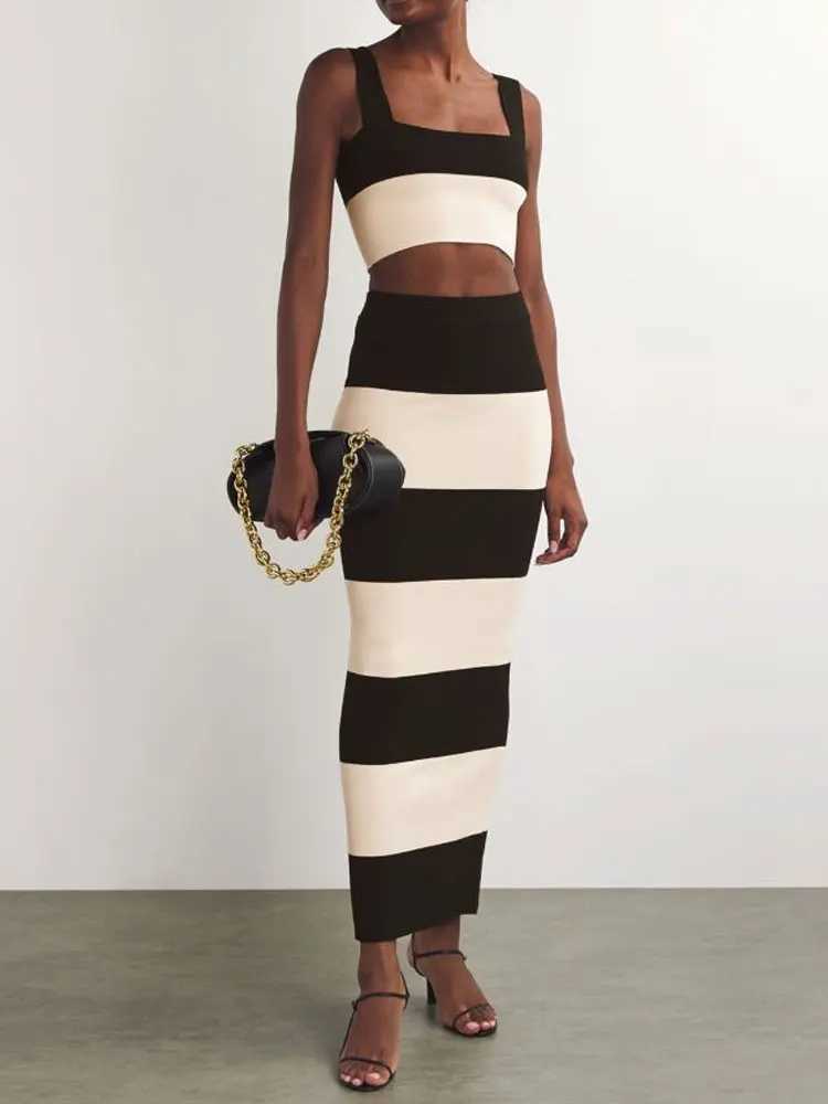Two Piece Dress Black/White Knit Striped Set 2025 Fashion Holiday Casual Set Skirt Vest Camisole Sweater Long Striped Maxi Skirt 2 Set A3138 Y250315HE