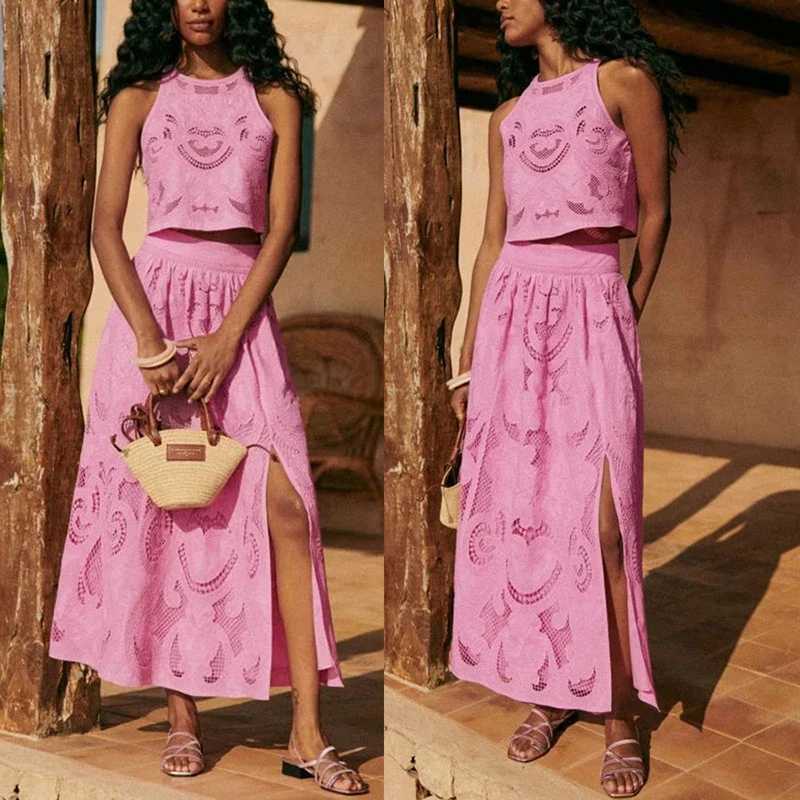 Two Piece Dress Womens sexy Slvel shirt top and long skirt set summer solid color hollow two-piece set 2025 ultra-thin warm dress set Y250315JINR