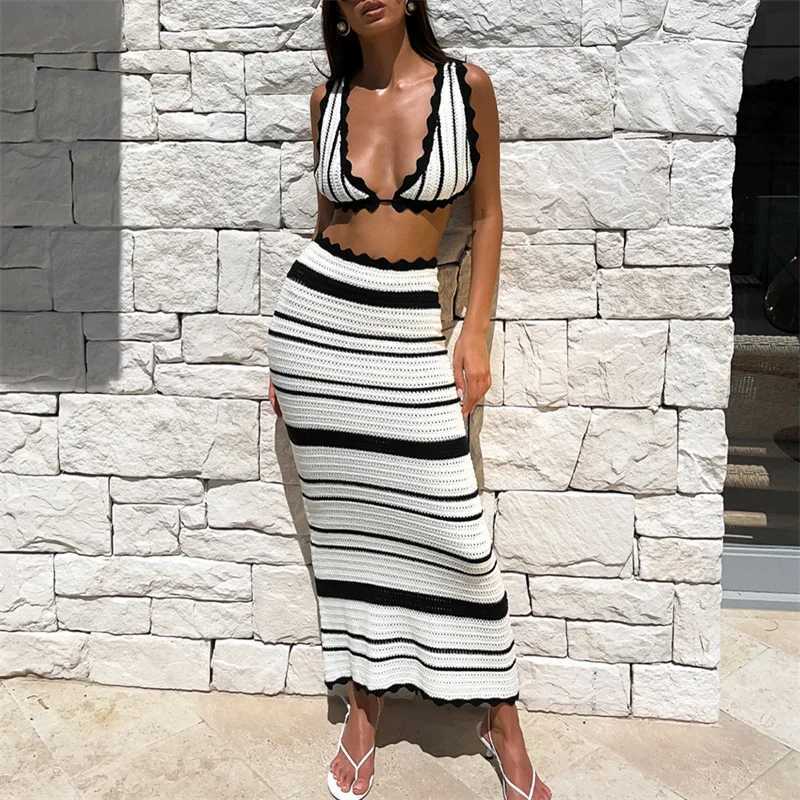 Two Piece Dress Lamuusaa Vacation Set Womens 2025 Stripe Printed Slvel Crop Top and Waist Long Tight Beach Suit Two Piece Set Y25031535IK