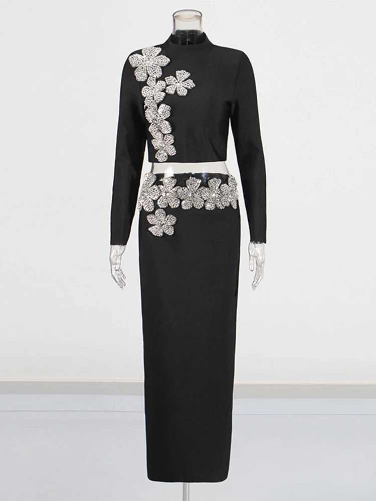 Two Piece Dress TWOTWINSTYLE Solid Spliced Diamonds Two Piece Set For Women O Neck Long Slve Top High Waist Skirt Temperament Slim Sets Female Y250315