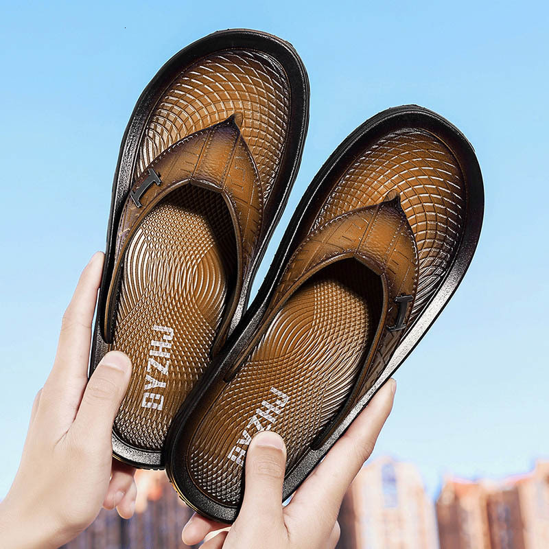 2025 New Designer Sandals Summer Outdoor Beach Men's Sandals Try Trendy Korean Version Personalized Herringbone Slippers