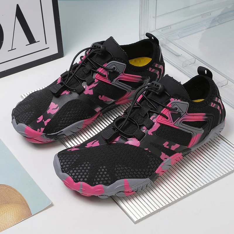 outdoor beach Aqua shoes quickly dry upstream Wading breathable creek tracking water anti slip five finger 250304