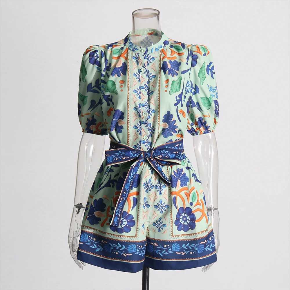 Women's Two Piece Pants TWOTWINSTYLE Printing Two Piece Set For Women Stand Collar Half Slve Shirt High Waist Loose Shorts Casual Sets Female Clo
