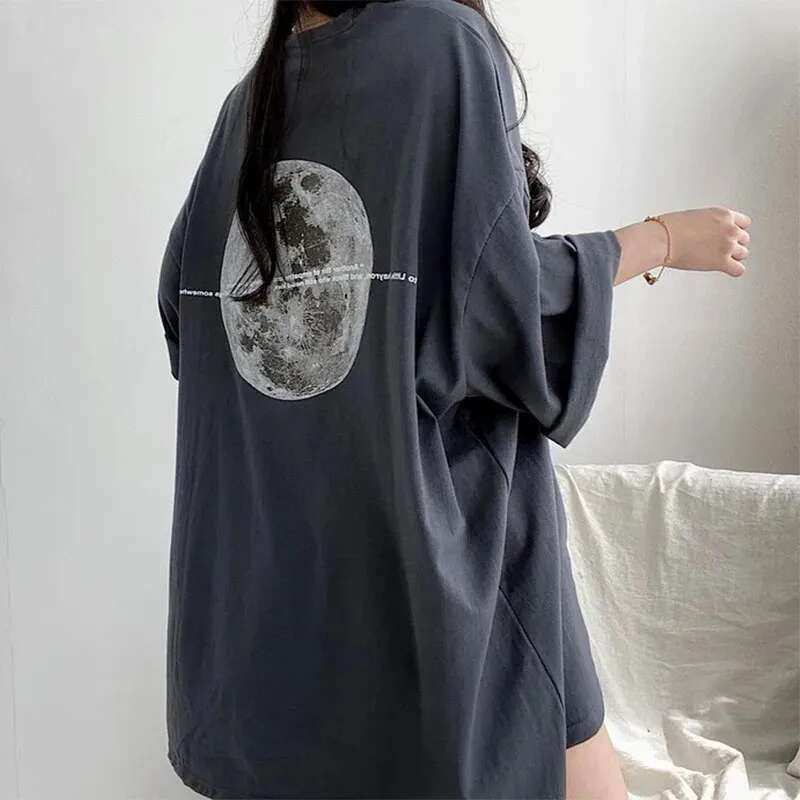 2025 New Women's Short sleeved T-shirt Designer Fashion Street Wear Women's O-neck Pullover Korean Women's Casual Loose T-shirt5