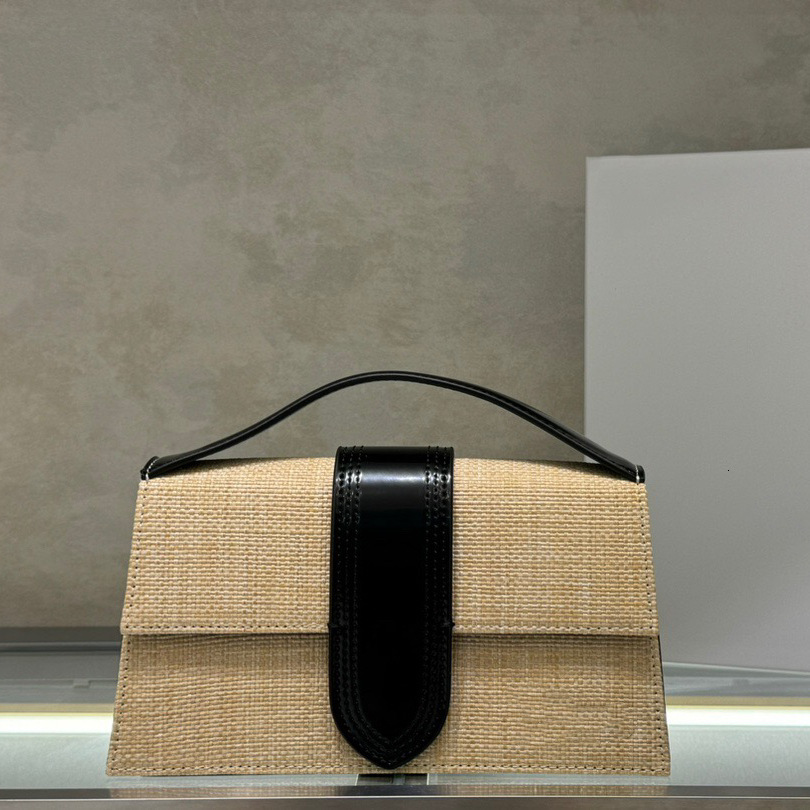 2024 Winter New Simple Straw Woven Casual Versatile Small Square Bag, Niche Design, Single Shoulder Crossbody Handheld Women's Bag