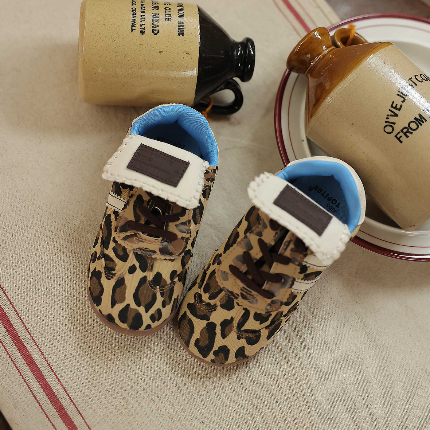 Athletic Outdoor Girls Spring Classic Forrest Gump Sports Casual Shoes Baby Kindergarten Spring and Autumn New Style Versatile Virtue Training ShoesY2