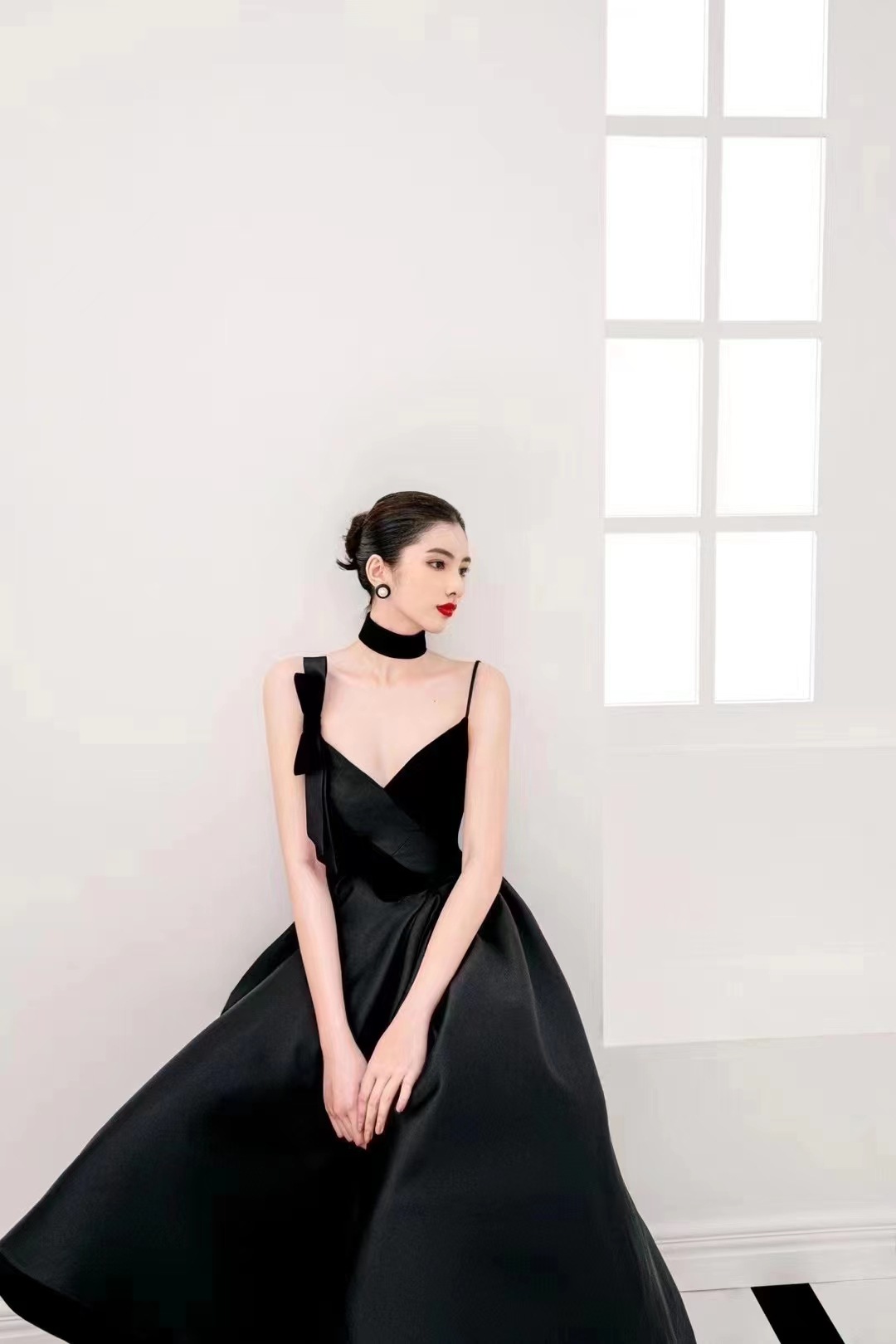 K31506 New V-neck bow sexy goddess irregular waist slimming suspender evening dress