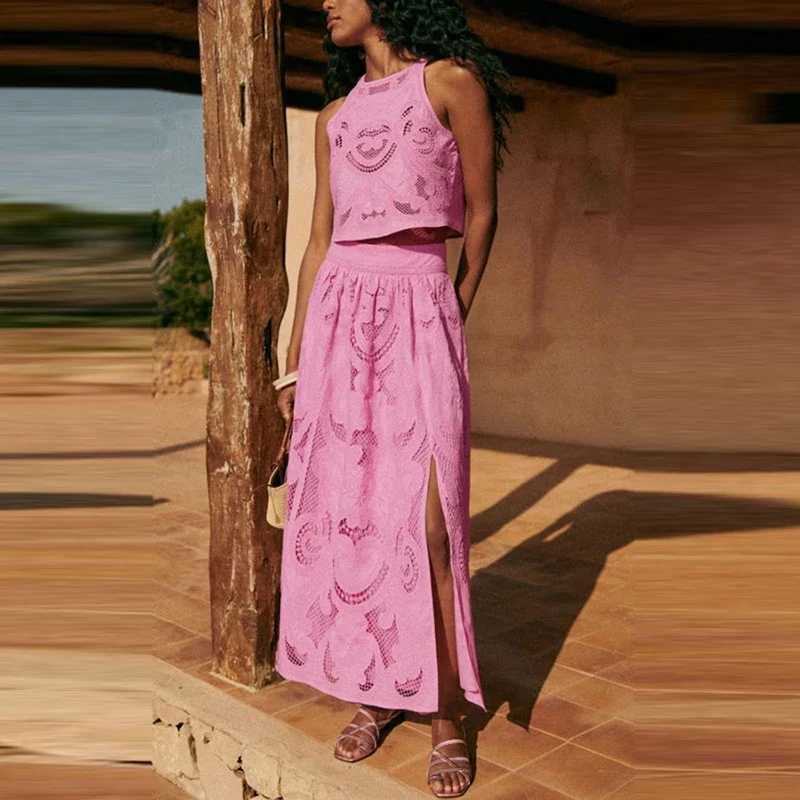 Two Piece Dress Womens sexy Slvel shirt top and long skirt set summer solid color hollow two-piece set 2025 ultra-thin warm dress set Y250315JINR