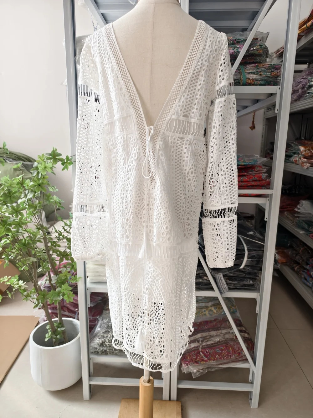 Happie Queens Women White Long Sleeve Beach Sexy Hollow Out Bohemian Mini Dress Lady Deep V-neck Open Back Boho Sundress250312
