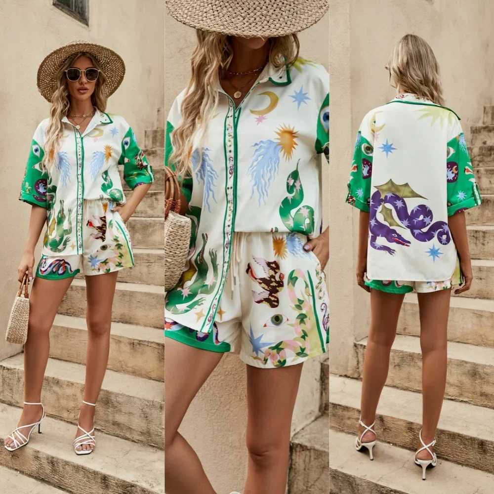Women's Two Piece Pants 2025 Summer Women Flowers Design Printed 2 Piece Set Short Slve Shirt Blouse Top Loose Shorts Female Suit Hawaii Holiday 