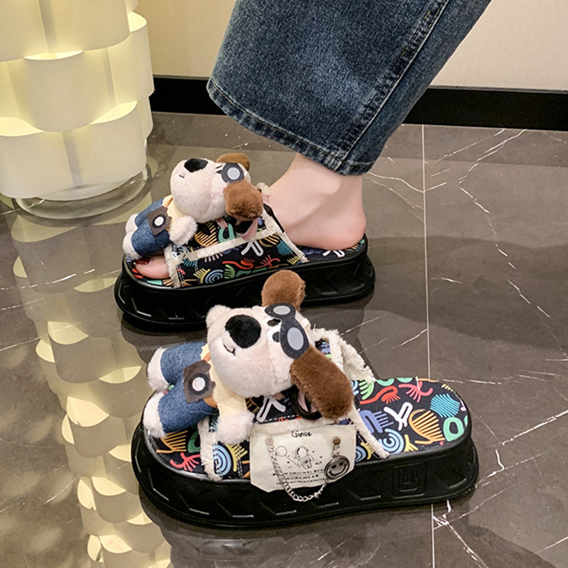 Cute Dog Repair Thick Soled Women Wearing Beach Shoes For Outdoor Wear Autumn 2025 New Designer Sandals Canvas Half Slippers With A Sense Of Stepping 