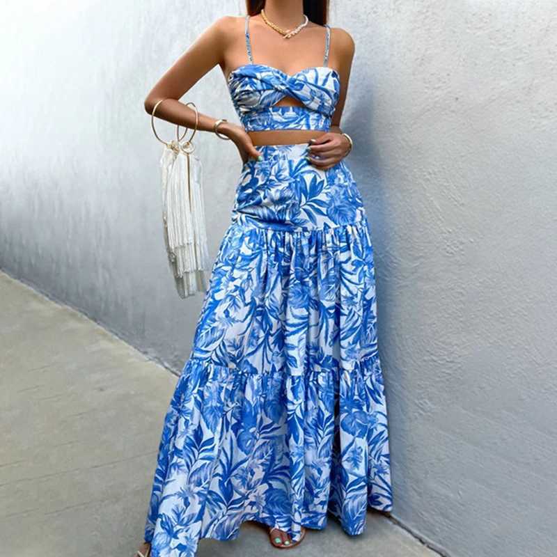 Two Piece Dress Elegant Print Suspender Tube Top Skirt Set Womens Sexy Slvel Long Dr Two-Piece Set New Lady Fashion Dating Swt Suit Y250315ORQE