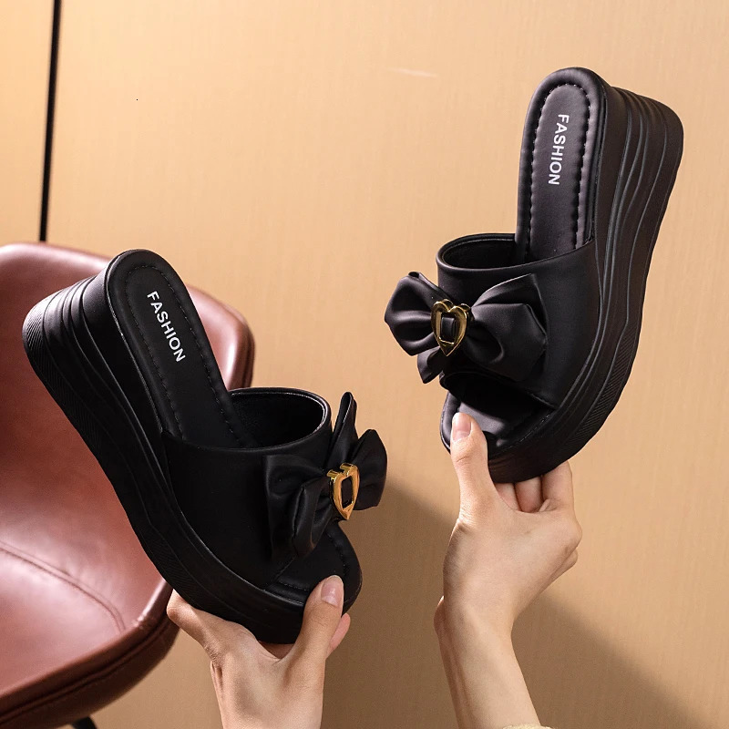 Women Fashion Thick Sole Home Platform Slippers Summer Clogs Non Slip Elevated Slides Shoes damen Thick-soled Flip Flops Sandals 250314