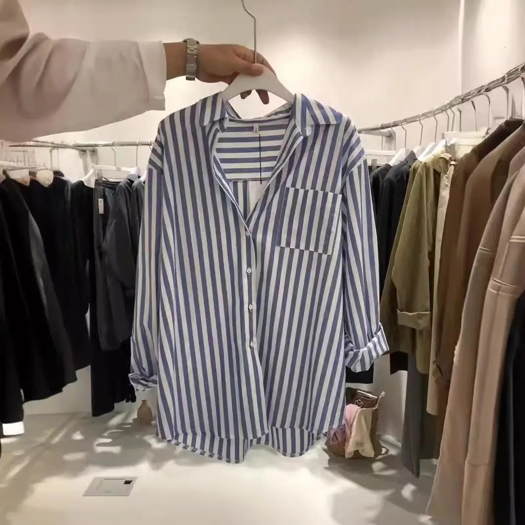 2025 Spring Koeean Style Loose Casual Free Size Small Fresh Vertical Blue Striped LongSleeved Shirt Ladies With Coat Blouse 250312