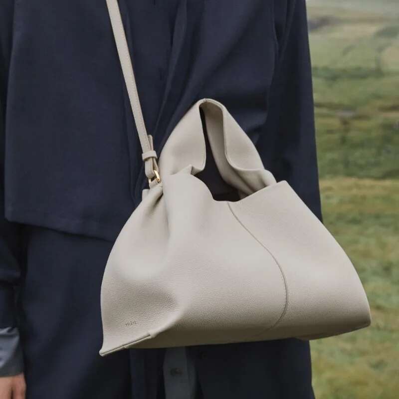 2025 New Cloud Dumpg Soft Lunch Box Bun High End Versatile Shoulder Bag