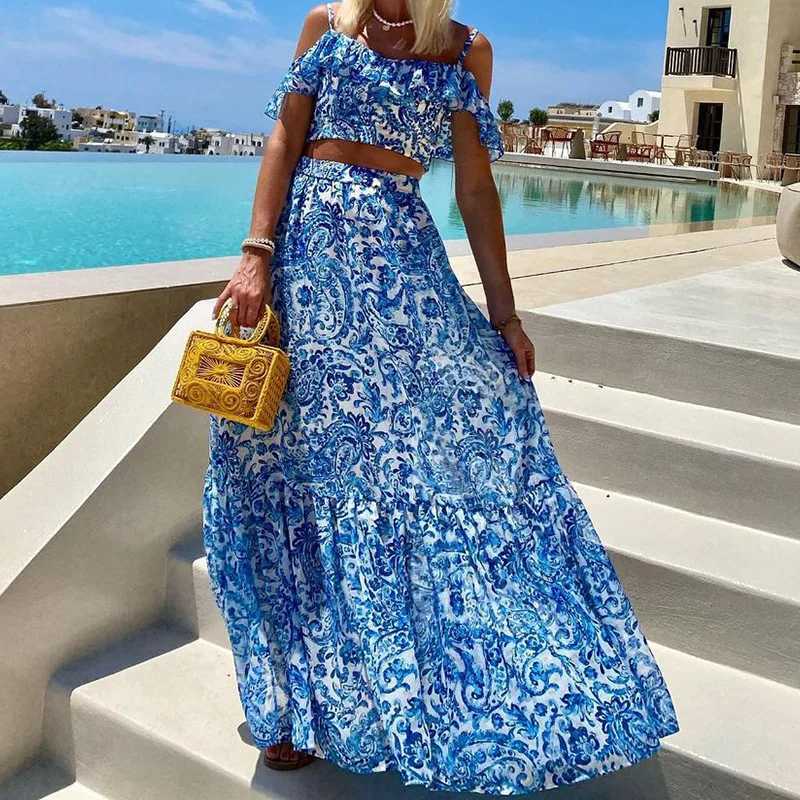 Two Piece Dress Bohemian Printed Strap Bra Shoulder Top and High Waist Long Leather Set for Womens Elegant Vacation Two Piece Dress Set Y250315CEIG
