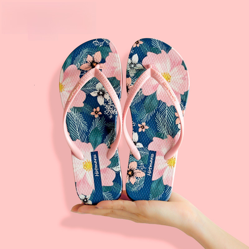 2025 New Designer Sandals Outdoor Beach Leather Hotmarzz Women's Flip Flops With PVC Anti Slip Beach Sandals