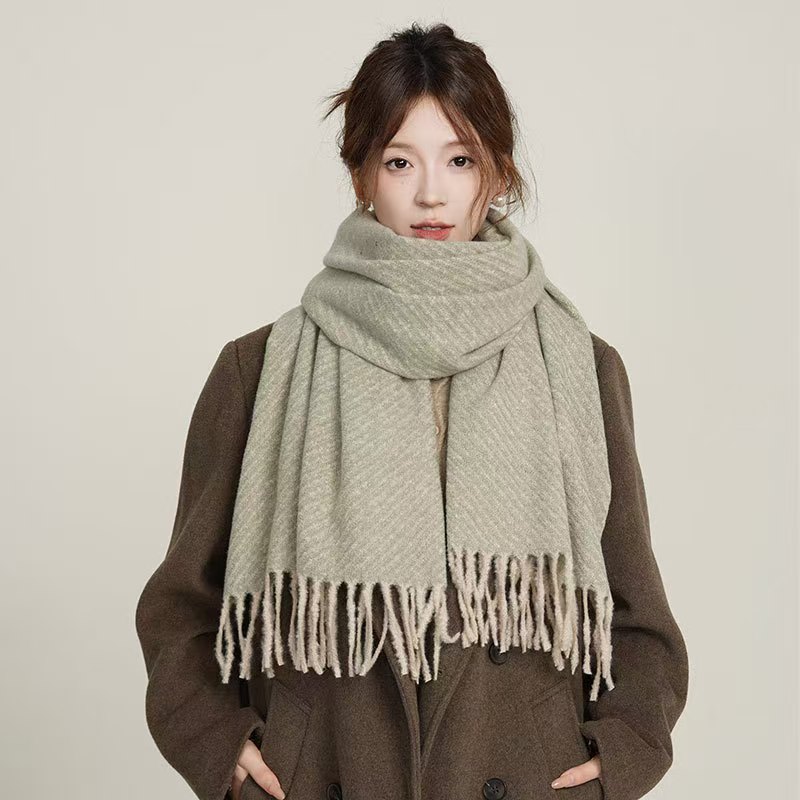 K138 Autumn and winter new retro tassel scarf Korean style fashion imitation cashmere student shawl versatile thick warm neck scarf