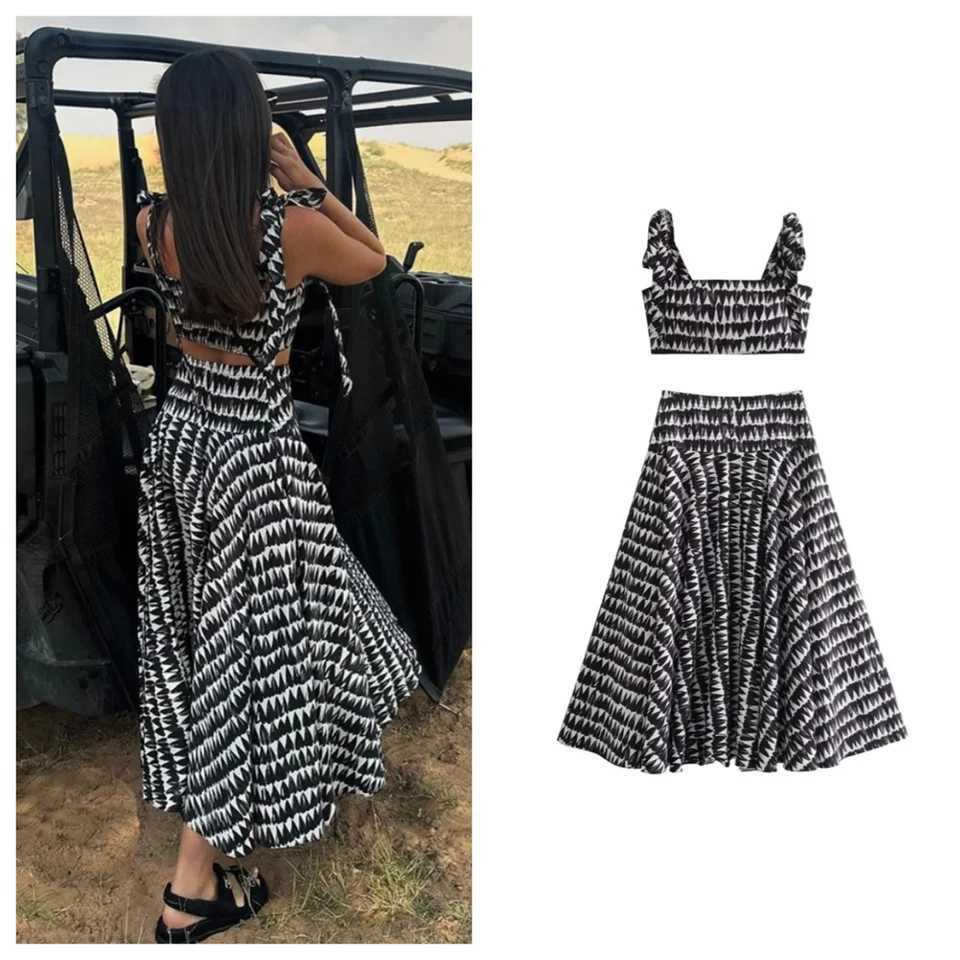Two Piece Dress PB ZA 2025 Spring New Womens Fashion Slim Fit Edition Printed Hanging Low Waist Leather Goods Y250315W88L