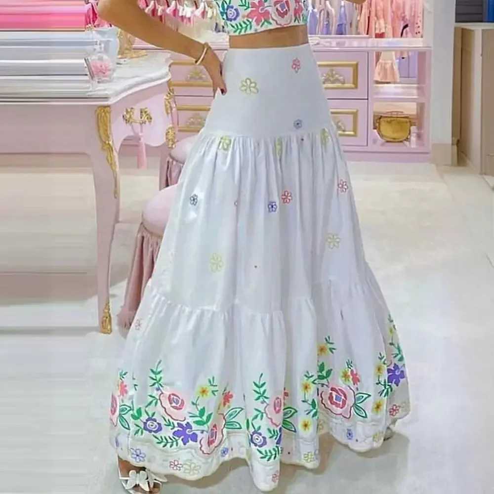 Two Piece Dress Floral print fluffy Slve crop top and ruffled skiing set for womens short Slve top V-neck high waisted loose long jacket set Y250315DF