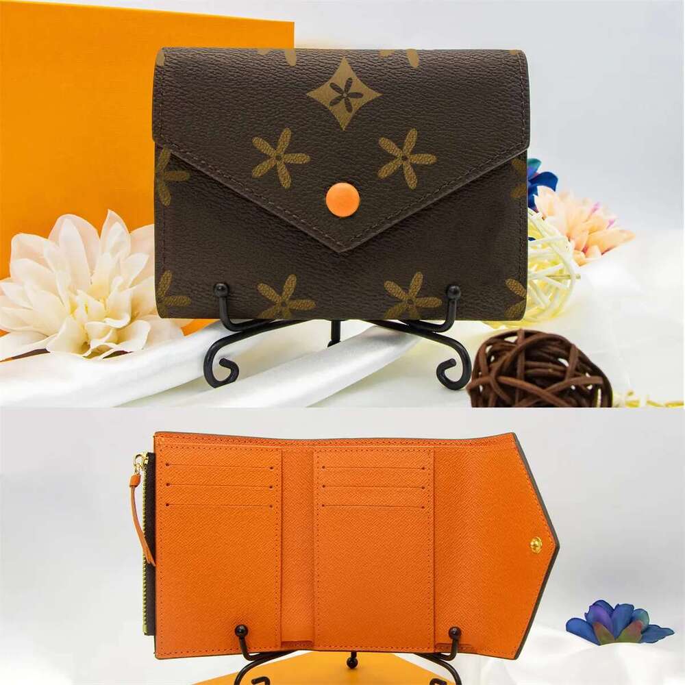 TOP High Quality Genuine Leather mini Wallet Designer bag Woman Card Holders Designer Coin Purse Designer Bag Coin Pouch Short Small Wallets Bag Work Bag handbag1586
