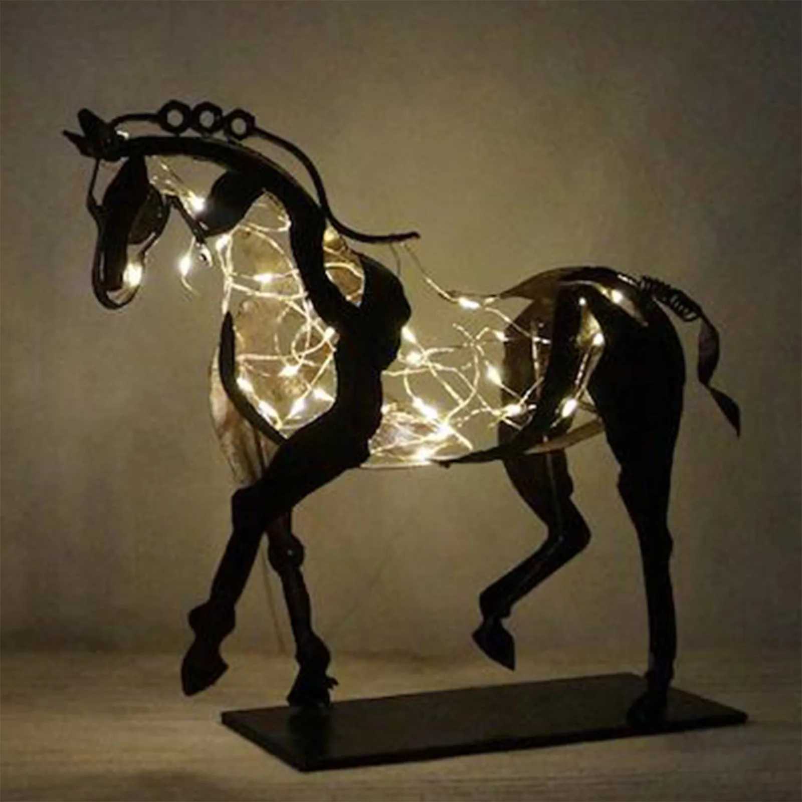 Horse Sculpture Metal LED 3D Animal Sculpture Home Restaurant Office Decoration Home Decoration Gifts Y250315