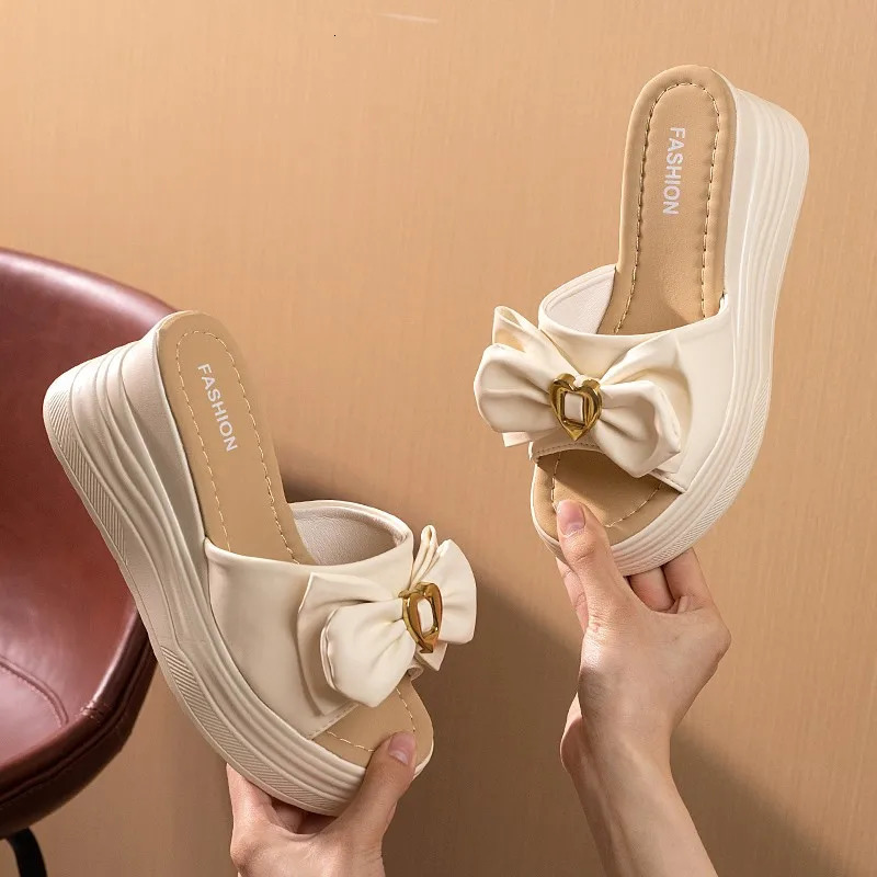 Women Fashion Thick Sole Home Platform Slippers Summer Clogs Non Slip Elevated Slides Shoes damen Thick-soled Flip Flops Sandals 250314