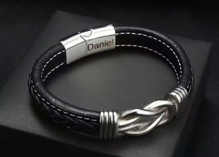 2025 New model Korean Version of the Simple Men's Braided Leather Punk Style Alloy 8 Buckle Wristband Bracelet for My Son