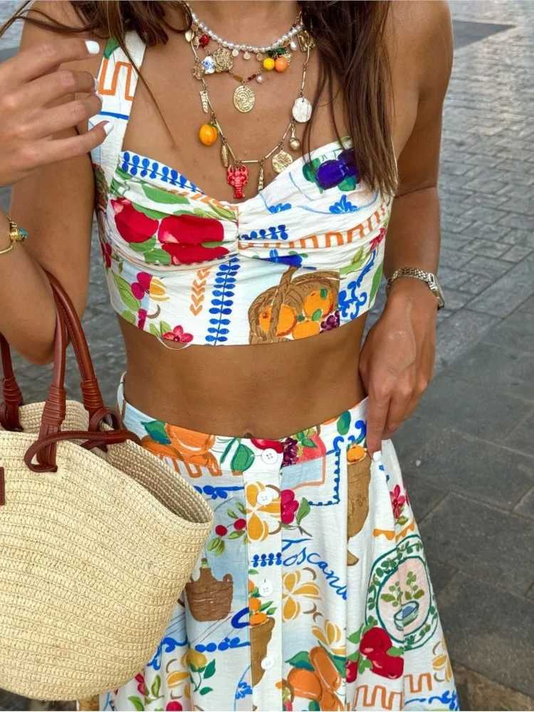 Two Piece Dress Colorful printed pendant ski set holiday bikini pendant vest top womens patch workwear high waisted beach half skirt summer Y250315I0U