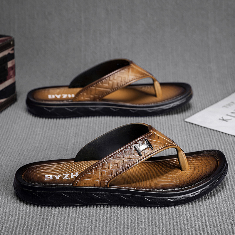 2025 New Designer Sandals Summer Outdoor Beach Men's Sandals Try Trendy Korean Version Personalized Herringbone Slippers