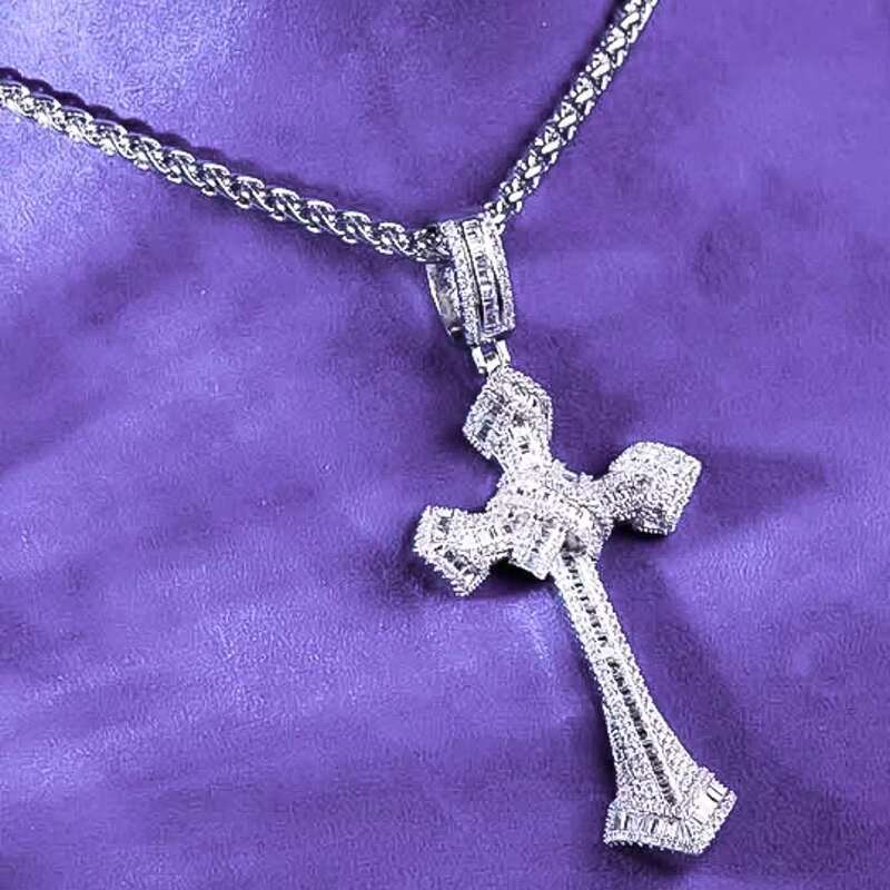 Hip hop GRA Bg D color stick moissanite pure sier dia tester wrapped in men's and women's cross pendant