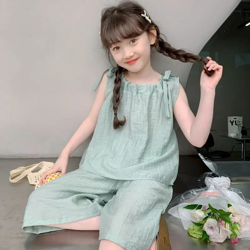 Summer 2025 childrens clothing girls lace Tshirts vests tops corsets and shorts youth casual 3 8 10 12 years 250312